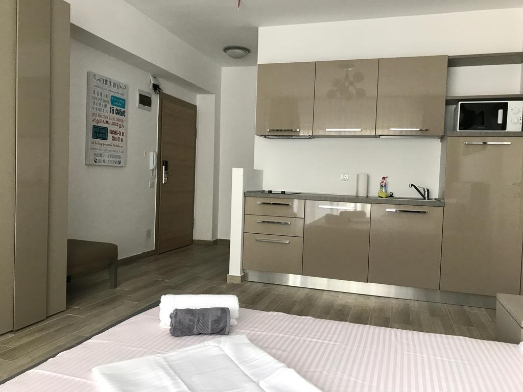 Apartment Desilva 46 & 47 Mamaia